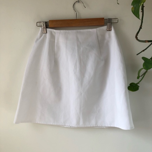 90’s white mini skirt - Picture 2 of 8